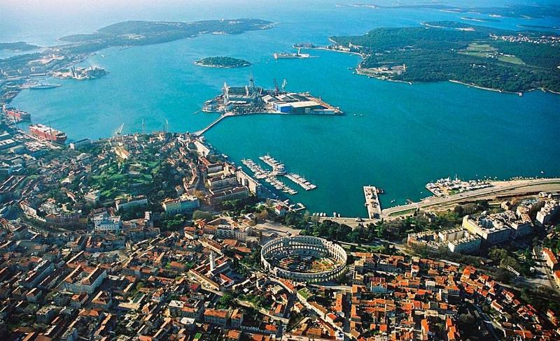Apartman Adriatic بولا المظهر الخارجي الصورة